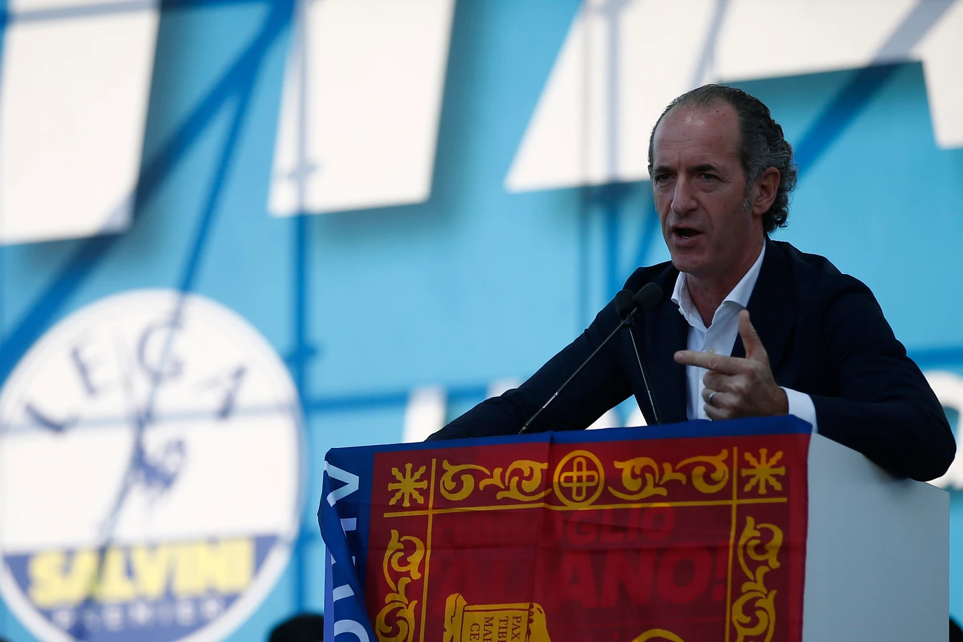 Luca Zaia pronto a correre da solo alle regionali? Lega, l'ipotesi che spaventa Berlusconi e Meloni