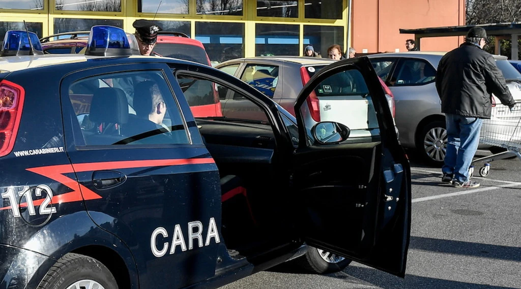 Perugia, bimbo di 2 anni morto sul nastro del supermercato, fermata la mamma, giallo sconvolgente