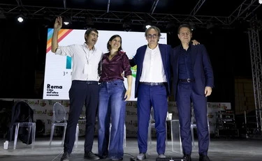 Campo largo, nuova foto e altro disastro: "Sbrigamose"