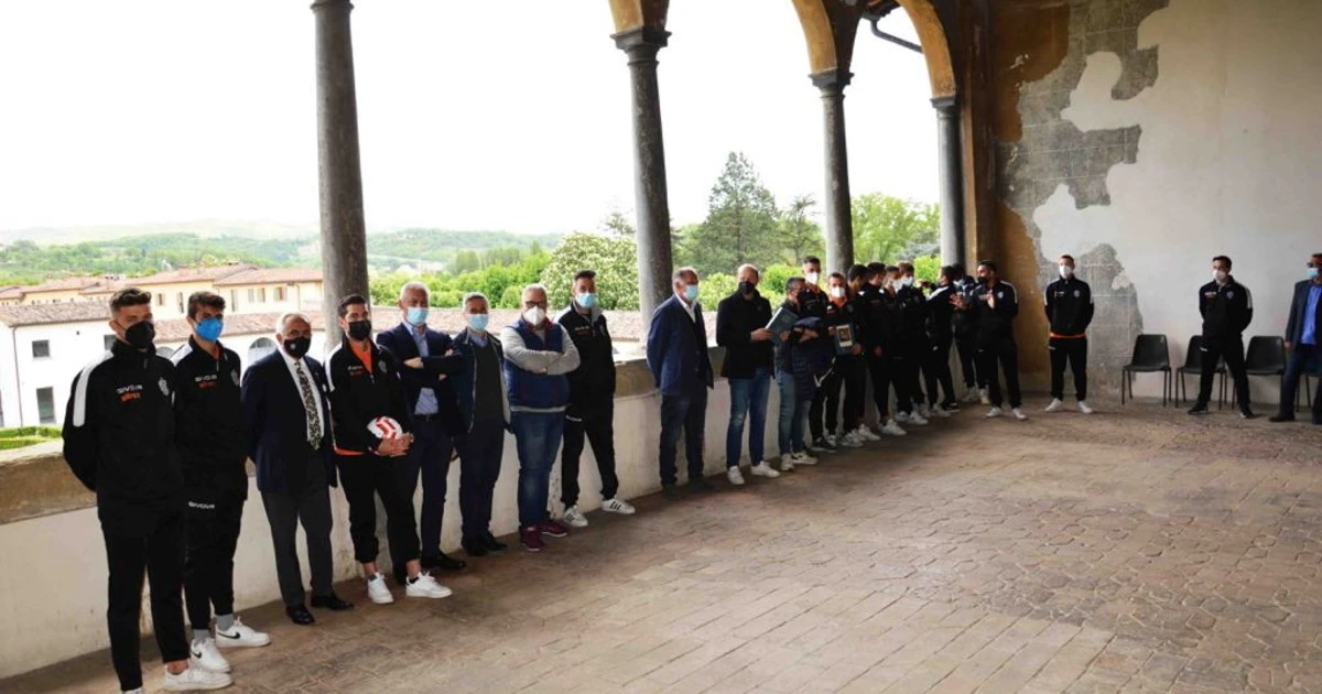 Triestina, il "premio partita" dopo la storica vittoria col Siena: visita alla Pinacoteca tra arte e cultura