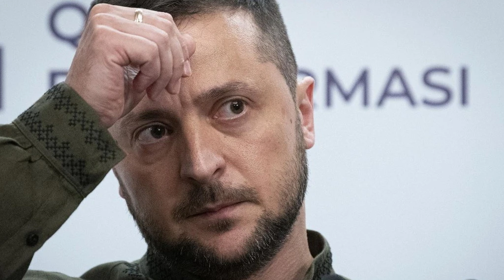 Zelensky, incidente stradale nella notte: come sta adesso