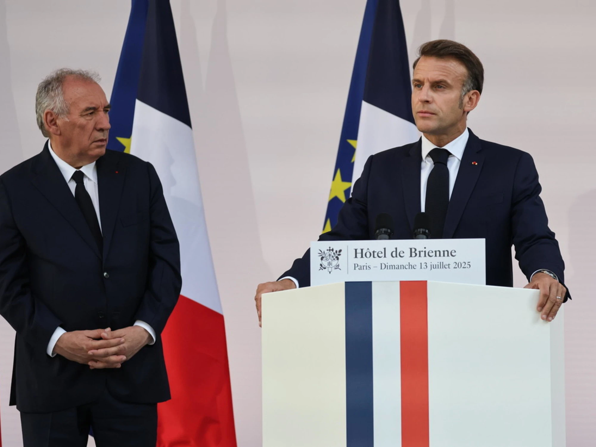 Francia sull'orlo del baratro: si impenna il tasso di interesse del debito a 30 anni