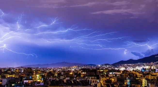 Meteo, arriva il "break temporalesco": dove e quando, la mappa del maltempo