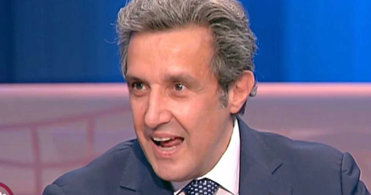 Flavio Insinna, la telefonata dei vertici Rai che lo ha sconvolto: "Quando ho risposto pensavo fosse uno scherzo"