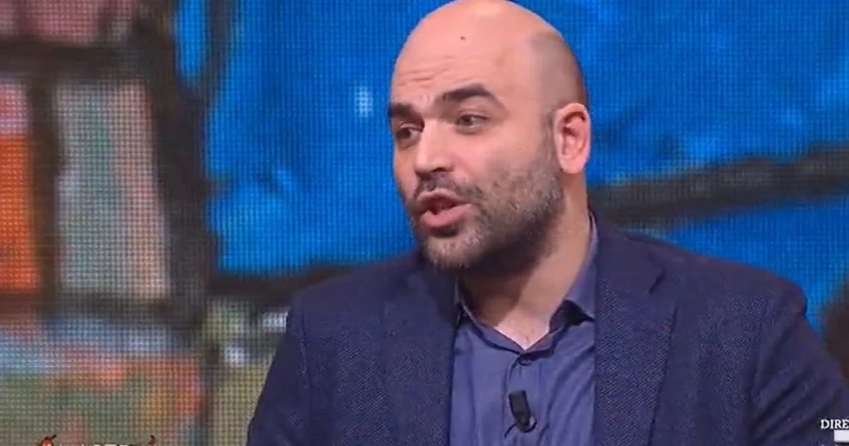 Roberto Saviano a DiMartedì: "L'incompetenza del governo. Il ministro Speranza fa un libro, come si fa?". Anche Floris spiazzato
