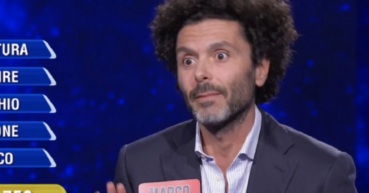 L'Eredità, Flavio Insinna nel panico: "No, quello no", gesto sconsiderato del campione che rovina il gioco