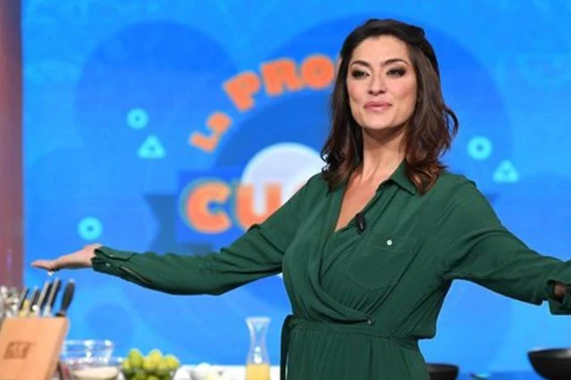Ballando con le stelle, il colpo pazzesco di Milly Carlucci: arriva Elisa Isoardi. "Si dice che..."