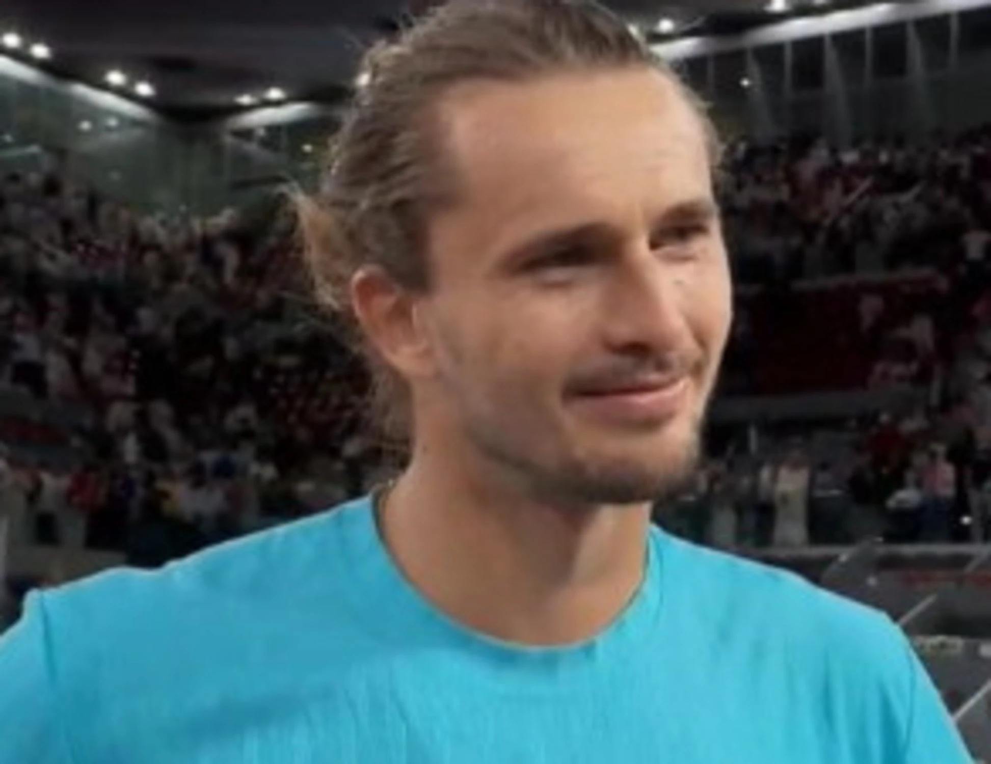 Sinner, Zverev ride in faccia al giornalista: gelo in campo a Madrid