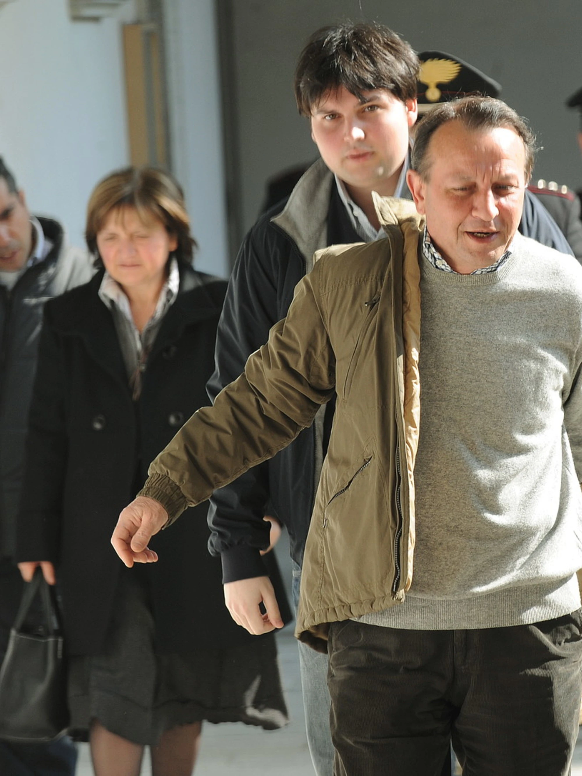 Garlasco, i genitori di Chiara Poggi all'attacco: "Senza scrupoli, la Procura non interviene"