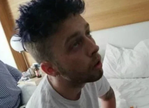 Elder Lee, la testimonianza del receptionist dell'Hotel: "Aveva è prenotato anche per un'altra persona"