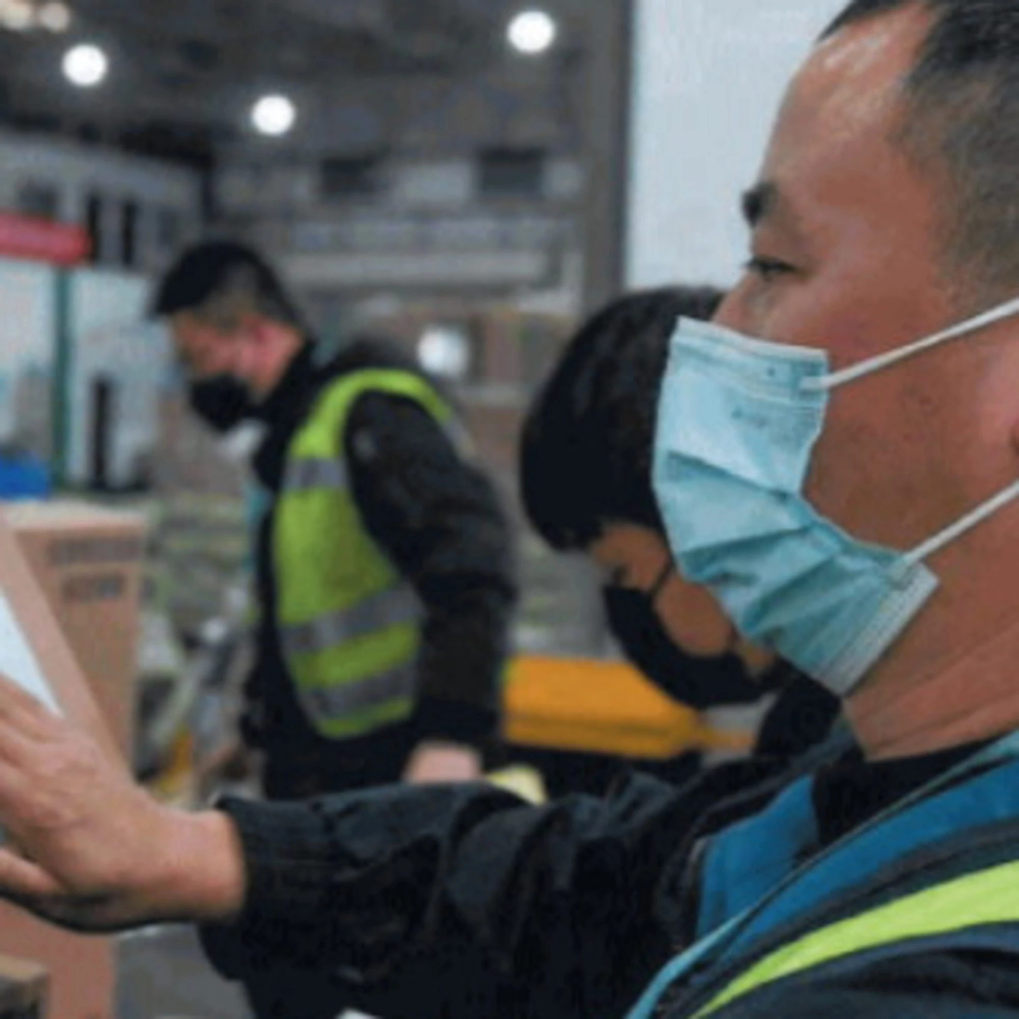 Covid, gli intermediari che aprirono alla Cina