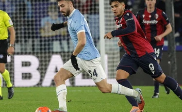 Milan brucia Napoli, è fatta per Mario Gila: colpo al centro della difesa