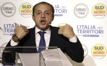 Cateno De Luca, clamoroso in Parlamento: chi vuole candidare (con il centrodestra)