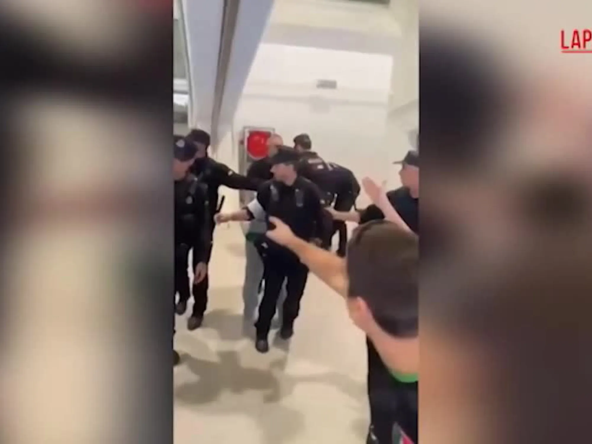 Leggi l'articolo: Toh, chi hanno arrestato dopo gli scontri tra Flotilla e polizia spagnola in aeroporto