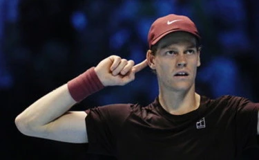 Sinner colpisce ancora