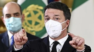 Matteo Renzi contro Giuseppe Conte: "Malato di complottismo, nessun intrigo per farlo cadere"