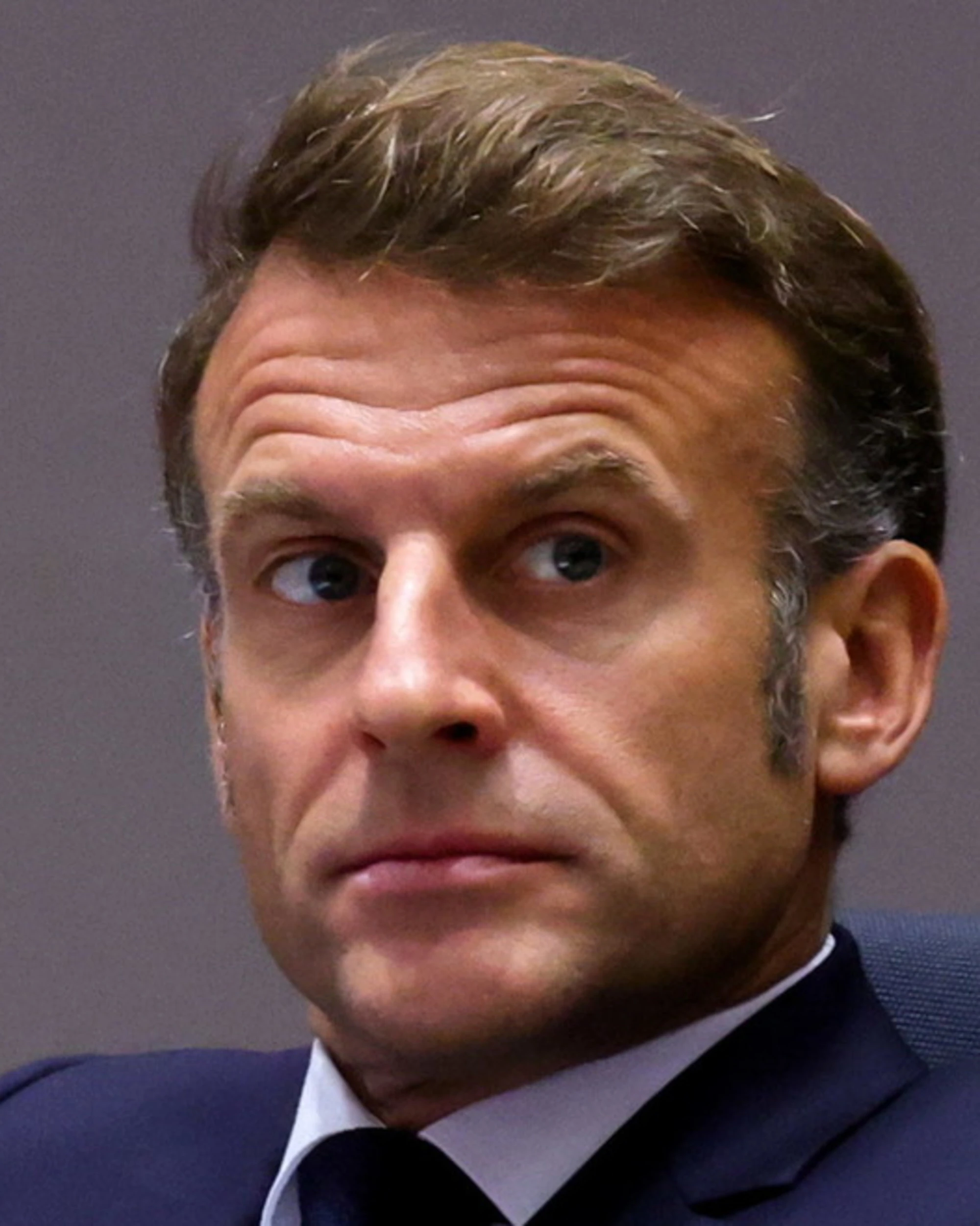 "Macron pronto a inviare 2mila soldati in Ucraina": la soffiata dei servizi russi