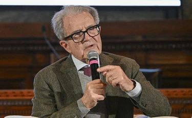 Ernesto Maria Ruffini, il suo logo: aiuto, torna Romano Prodi