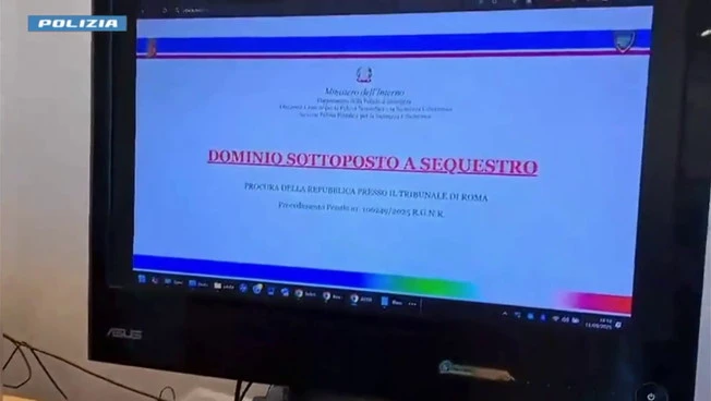 https://media.liberoquotidiano.it/vvvbmwEzXv8-XfIbgg_t2GDIjm_6wuw5aPiuLjbupDc/width:800/quality:90/aW1hZ2VzLzIwMjUvMDkvMTEvMTc0NTMwNjI5LThmZTc1MWY3LWU0M2MtNGM0Yi1hYzE0LWRmY2M4MGUxNTViNy5qcGc.webp