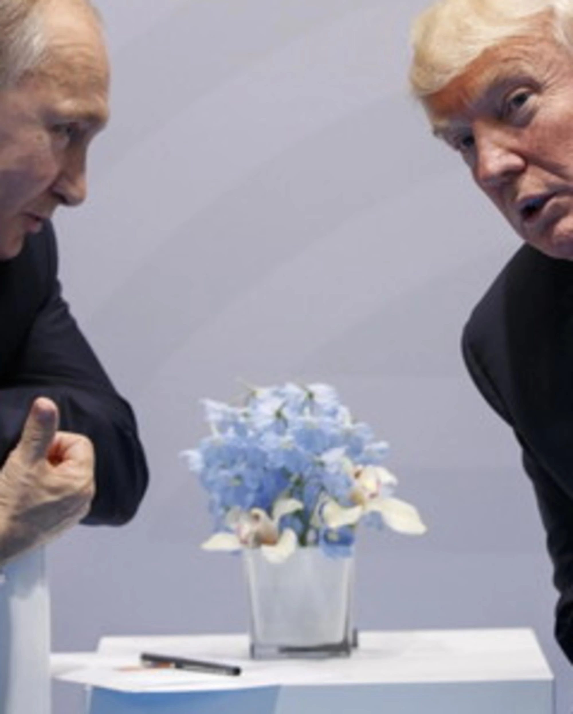 Trump, com'era la storia del presidente succube di Mosca?