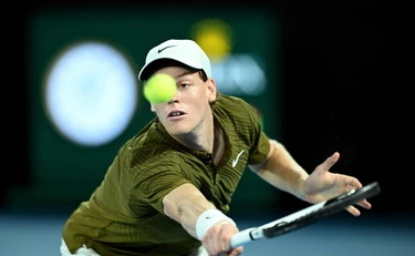 Jannik Sinner, ecco dove vola a tempo record: la scelta che spiega tutto