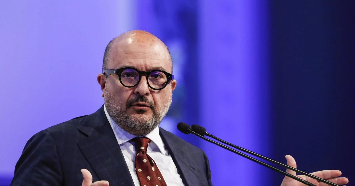 Il ministro Sangiuliano sul caso-Sgarbi: "Io da sempre lontano da sessismo e turpiloquio"