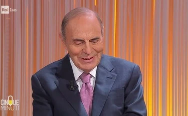 Cinque Minuti, Bruno Vespa sfonda tra i giovani