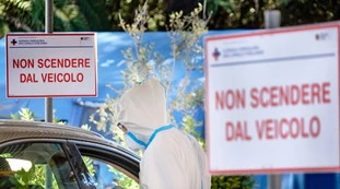 Coronavirus, bollettino 7 dicembre: 13mila contagi e 528 morti, ma l'effetto-domenica non influisce sugli ospedali