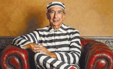 Il consigliere comunale di Fdi e il post con Sala vestito da carcerato