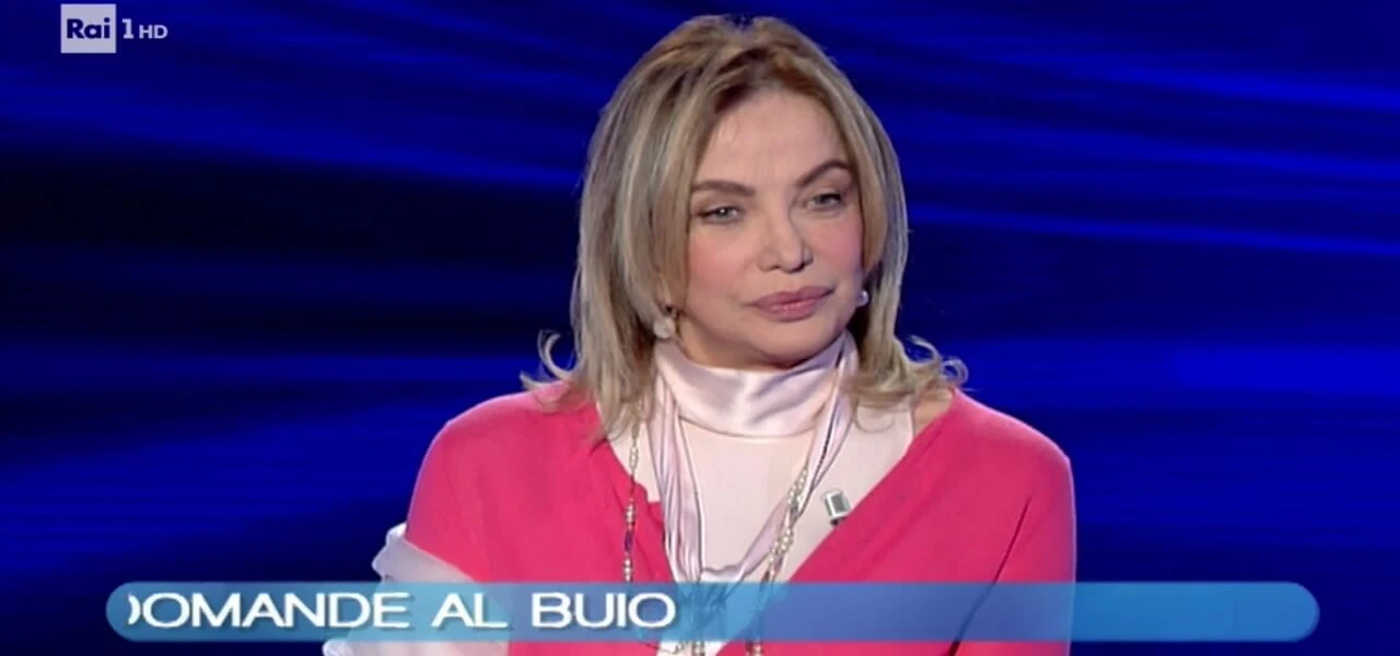 Vieni da me, lo strazio di Simona Izzo: "La mia malattia segreta"