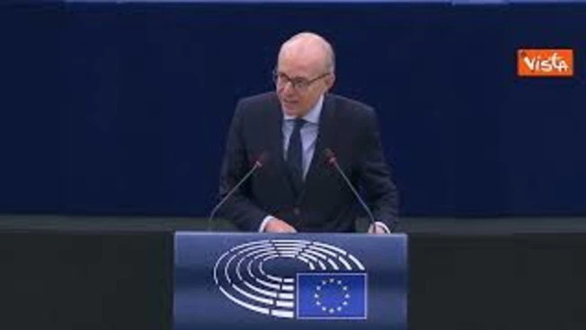 https://media.liberoquotidiano.it/w28dTfmB3yiDepV08Ro2b5NRTcLvaDel7bEh6K6IXdY/width:800/quality:90/aW1hZ2VzLzIwMjUvMTAvMDcvMTgzMzEzNzkyLTFjYzlhMDdhLWFiMTctNDZiZS04MTM0LTQ3MTcwMmQzZWQ4Yy5qcGc.webp