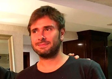 Alessandro Di Battista, la sparizione si fa inquietante: 31 giorni fa, l'ultima delirante traccia