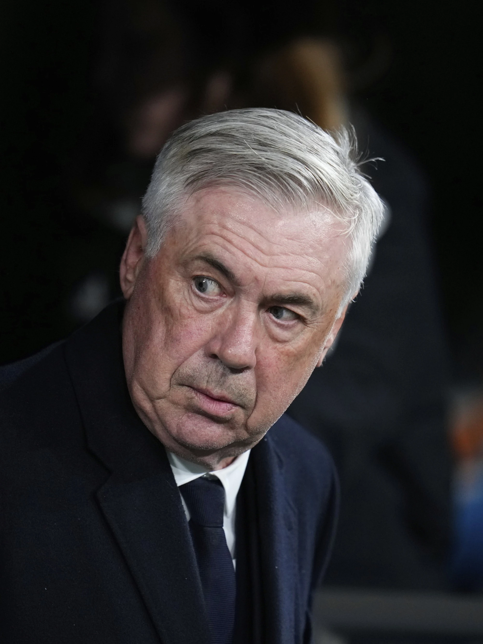 Carlo Ancelotti, dramma Real Madrid: ecco con cosa sta facendo i conti 