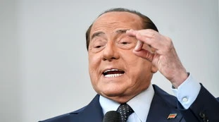 Silvio Berlusconi al Quirinale, il retroscena sul dopo Mattarella: "Irrispettoso parlarne ora". Intervista rivelatrice