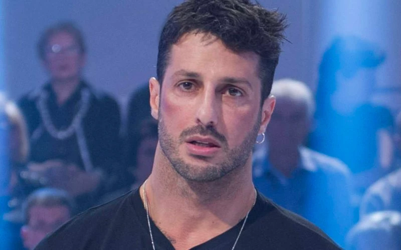 Fabrizio Corona, un nuovo processo: in ballo 100mila euro, l'ultima accusa al re dei paparazzi
