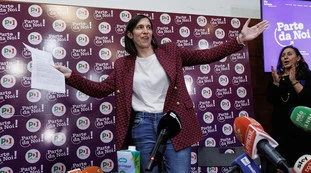 Elly Schlein sciatta? Il dettaglio sulla giacca che cambia tutto