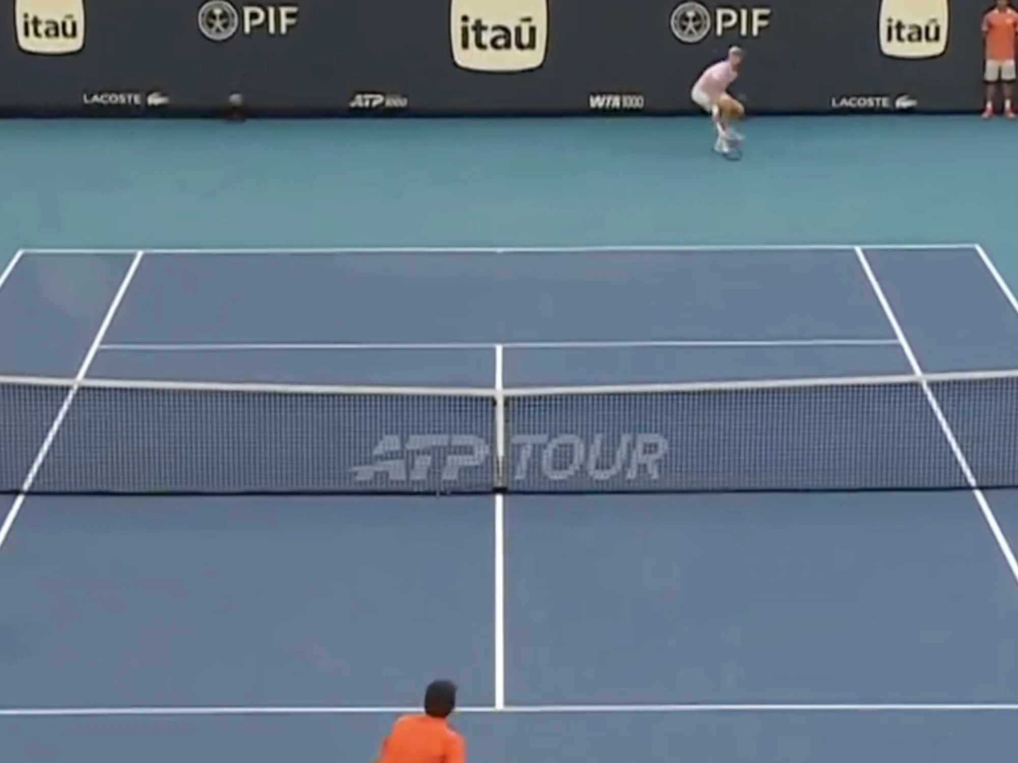 Jannik Sinner supera Michelsen: tanta fatica, poi il colpo da urlo 