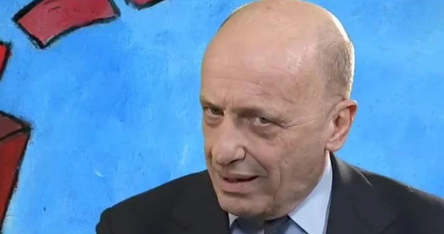 Alessandro Sallusti contro Luigi Di Maio: "Un ominicchio in combutta con certi magistrati"