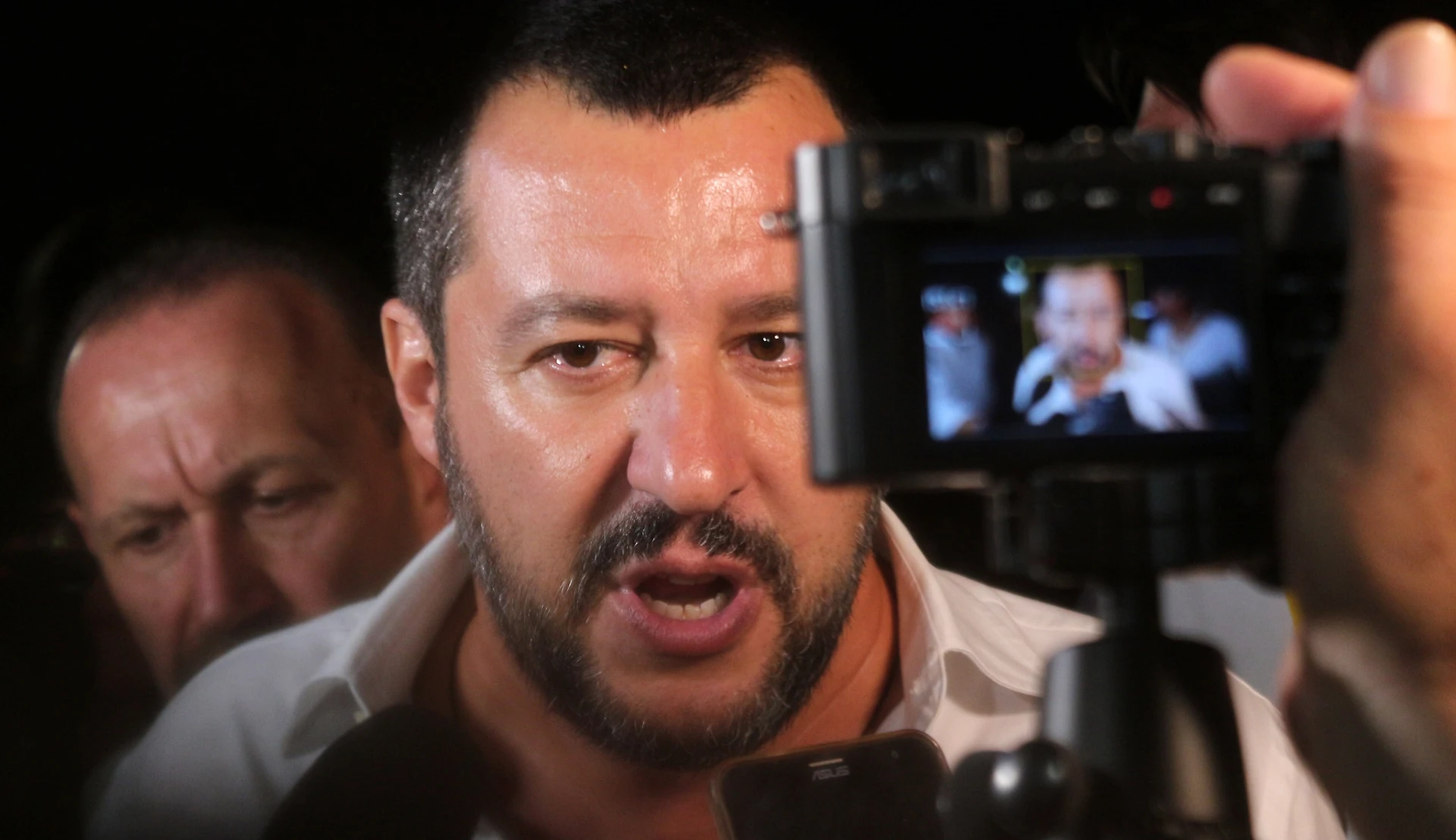 Diciotti, tra le carte non ci sono gli ordini scritti e l'inchiesta contro Salvini potrebbe frantumarsi