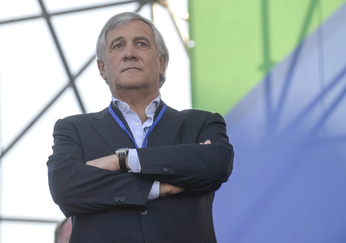 FORZA ITALIA, TAJANI "ACCORDO CON RENZI SAREBBE SCELLERATO"
