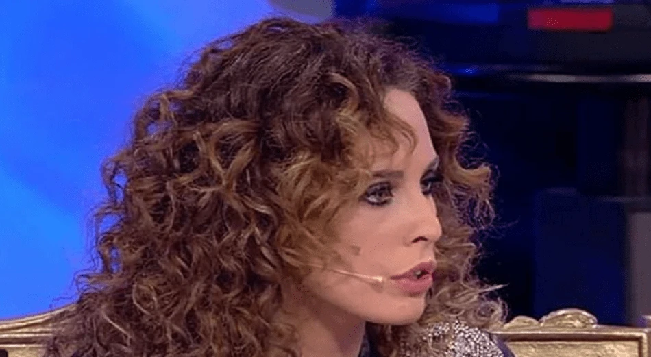 Sara Affi Fella, &quot;Uomini e donne programma senza senso, basta. Cosa c*** volete da me?&quot;. L&apos;ultima disgrazia