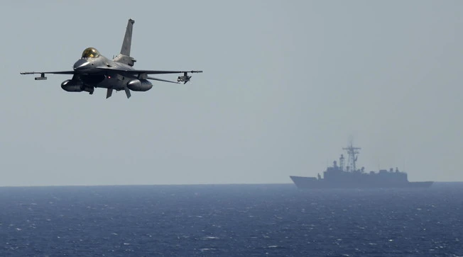 Nato, la Turchia fa saltare tutto: "Svezia? Bruciato il Corano"