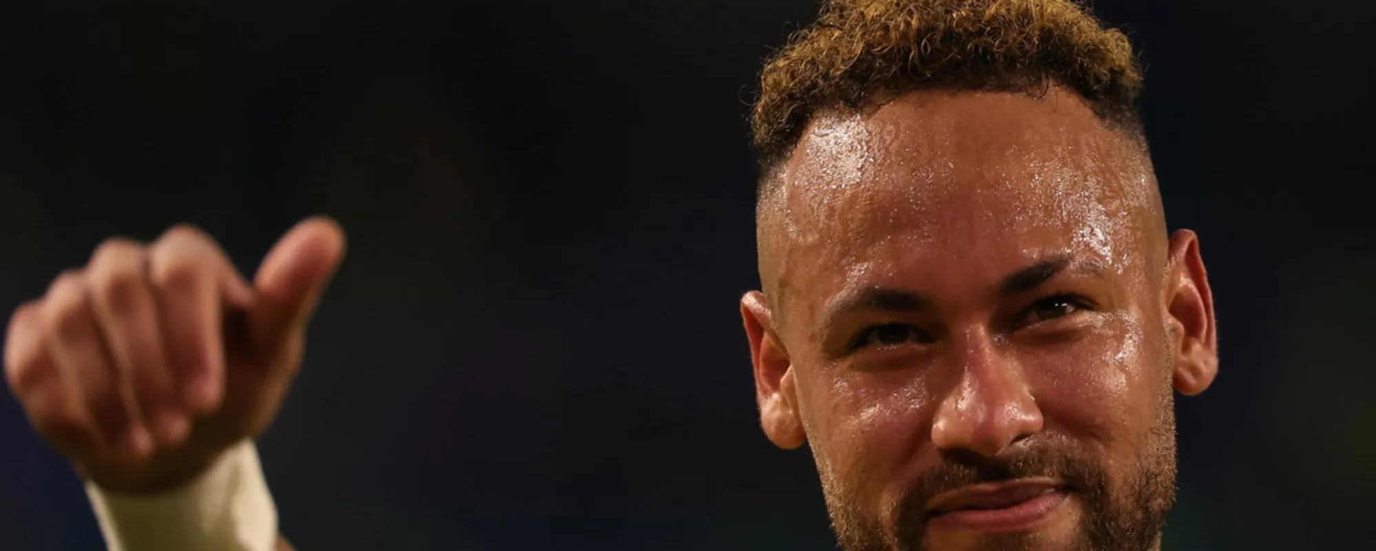 Bonelli & Fratoianni oltre il ridicolo: il nuovo nemico di Avs è Neymar
