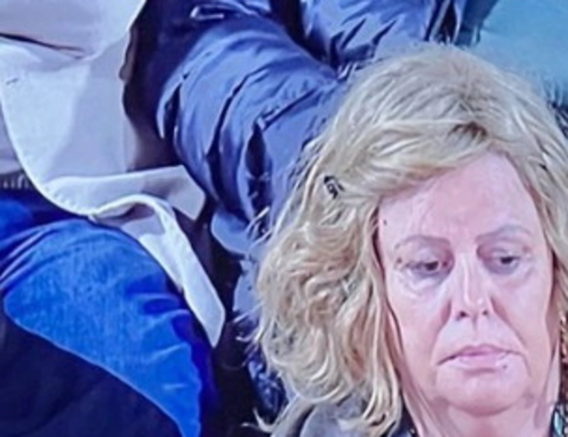 Jannik Sinner perde e la mamma lascia la tribuna: dove (e come) la beccano