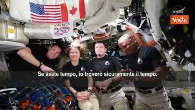 Trump agli astronauti di Orion: Non vedo l'ora di vedervi alla Casa Bianca