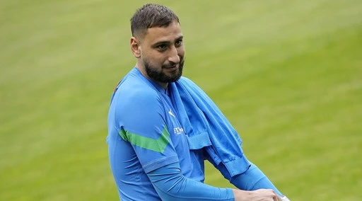 Gigio Donnarumma? Bonucci sbrocca contro i tifosi: "Senza cervello"