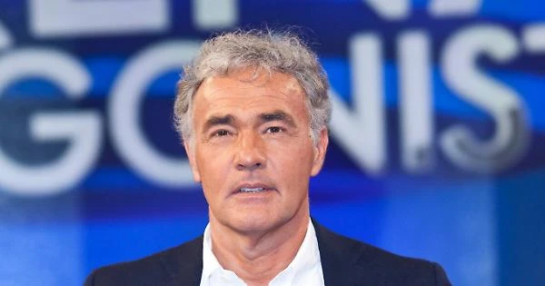 Massimo Giletti torna in Rai, prima volta dalla cacciata. Sgancia la bomba: "Ho una clausola nel contratto"
