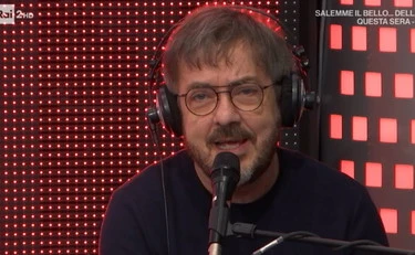 Rocco Tanica contro Ilaria Salis: "Questa è a piede libero, pagata e complice"