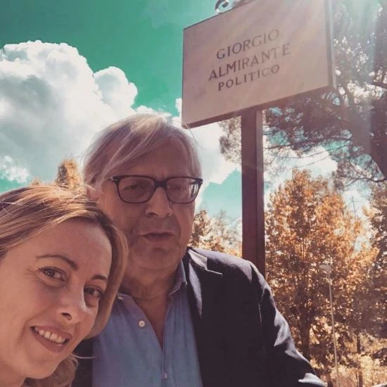 Vittorio Sgarbi lascia Forza Italia: "Ora un nuovo progetto con Giorgia Meloni"