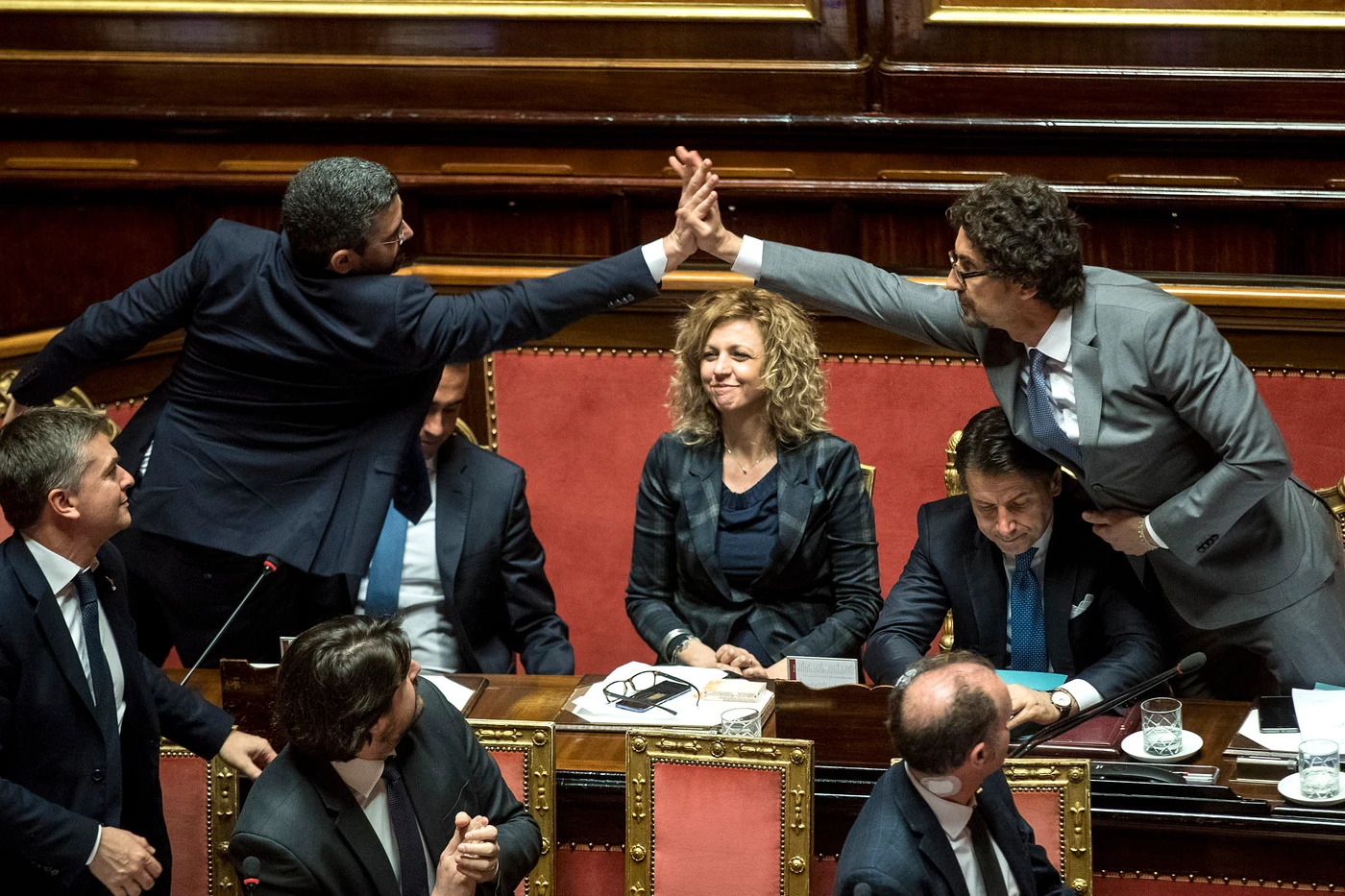 Luigi Di Maio e Matteo Salvini, la voce in Senato: "Questa roba qui è finita", addio governo